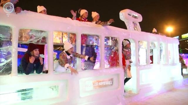 В Новосибирске открыли главную ёлку и ледовый городок. Что интересного подготовили для горожан?