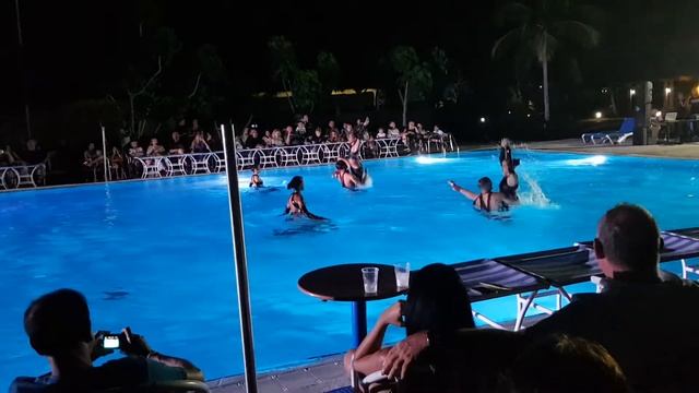 Playa pesquero resort Cuba Entertainment at night ?? смотреть онлайн