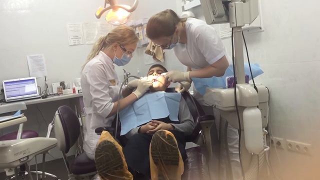 Расул у стоматолога.:) смотреть онлайн