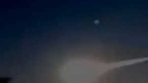 НЛО сбивает метеорит в Челябинске Почему они нас оберегают