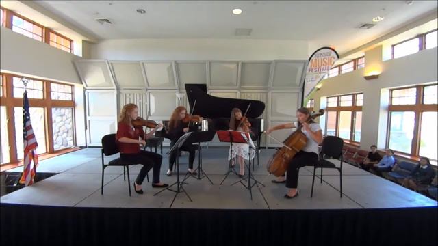 Haydn String Quartet, op 77 no 1 -Allegro Moderato смотреть онлайн