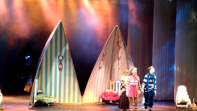 Снежная Королева, бабушка смотреть онлайн