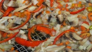 Суп с фрикадельками и шампиньонами