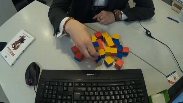 Собеседование с менеджером по продажам. Что расскажет детская игрушка?