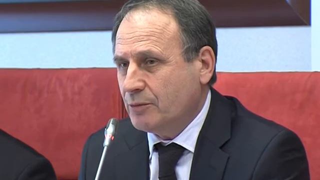 Тариф на капремонт решено заморозить до 2018-го года смотреть онлайн