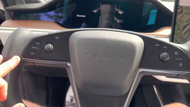 20,000 Mile Interior Review Tesla Model S Long Range смотреть онлайн