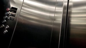 Лифты LiftMaterial 2018 г. (панорамный) и KONE Monospace 2019 г. @ ТЦ Kvartal West