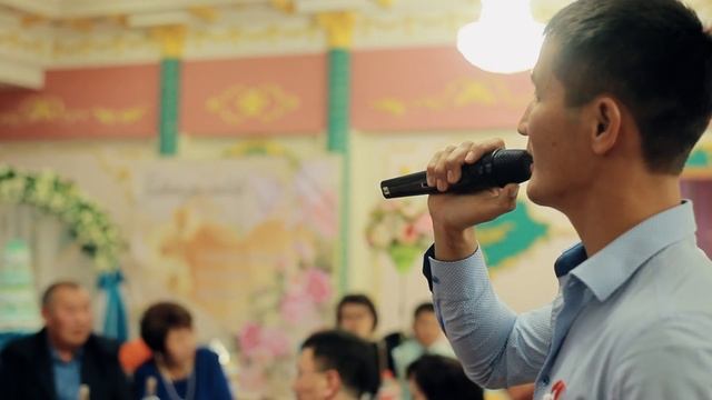 Калмыцкая свадьба. Великолепный тост на родном языке. Цаһан Нур. Цевр хальмг келтә залу.