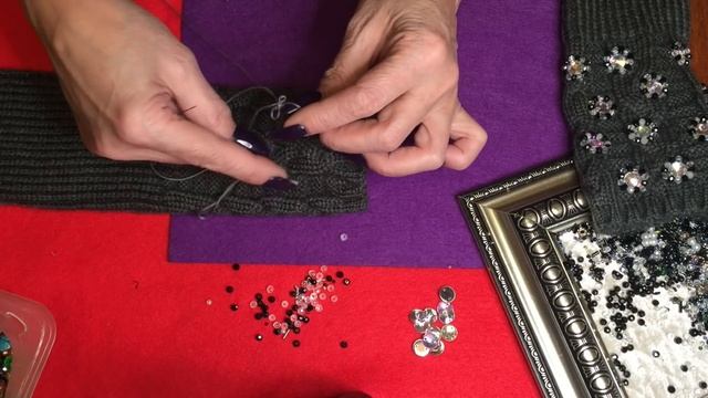 ВЫШИВАЕМ КАМНЯМИ И СТРАЗАМИ/ПОДАРОК ОТ ПОДПИСЧИЦЫ/ДЛИННЫЕ БУСЫ/ИДЕИ
