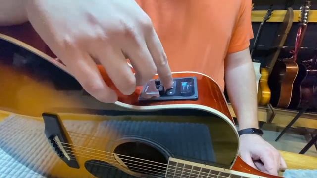 Установка трансакустического блока Hyvibe в гитару Kepma A1C смотреть онлайн