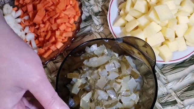 РАССОЛЬНИК С ПЕРЛОВКОЙ Рассольник с Перловой Крупой