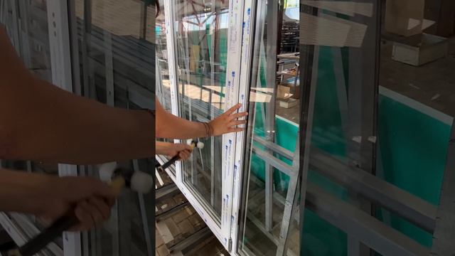 Установка стеклопакета в пластиковые окна
