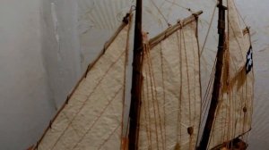 model of a pirate schooner , модель пиратской шхуны из дерева