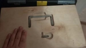 Удобный ящик для инструментов, за 300 рублей и три часа работы.