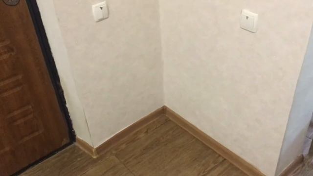 Клею обои в прихожей смотреть онлайн