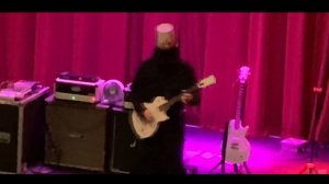 Buckethead plays an Emotional Guitar Ballad (Live!)