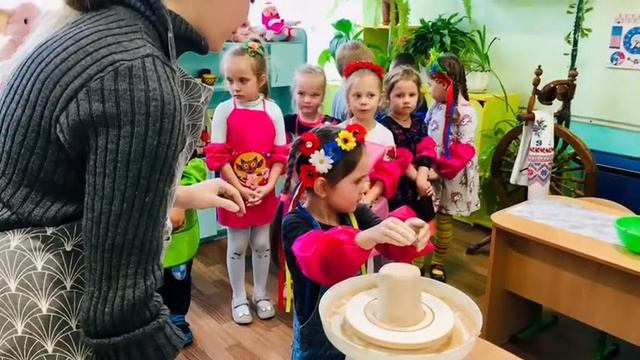 Изделия из глины. Гончарство в детском саду N275, Киев смотреть онлайн
