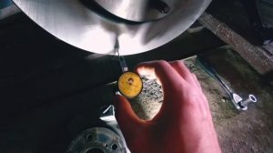 Замена передних дисков и колодок/Toyota Mark X