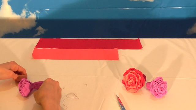 Мастер класс изготовление роз (цветов) из гофрированной бумаги своими руками смотреть онлайн