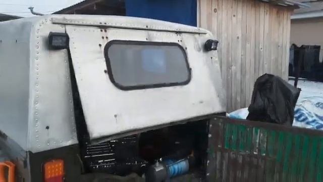 Автоматическая задняя дверь Луаз )