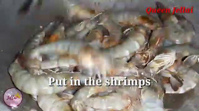 GARLIC BUTTERED SHRIMPS - LOW CARB/Queen Jellai смотреть онлайн