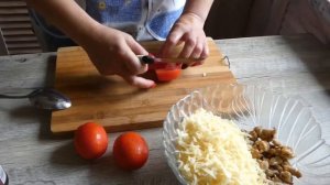 Баварский салат с курицей и сухариками#баварский#салат#сухариками