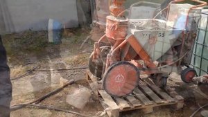 Заливка износостойкого наливного пола ЛАХТА механическим способом