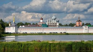 Тихвин. Богородичный Успенский монастырь