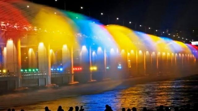 Photo ДОСТОПРИМЕЧАТЕЛЬНОСТЬ СЕУЛА  МОСТ БАНПО