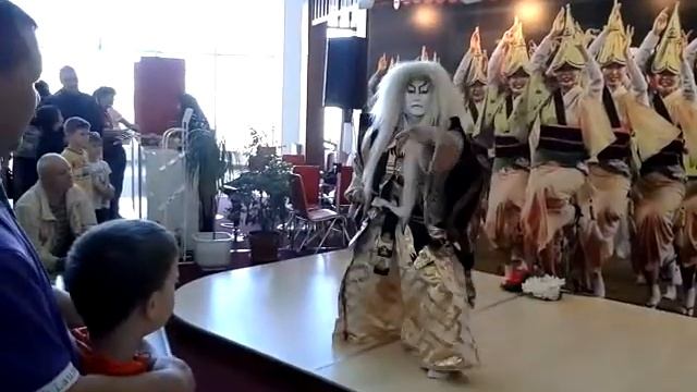 Танец с длинными волосами смотреть онлайн