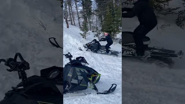 Backcountry sled catching big air #backcountry #sled #sleding #jumps #arcticcat смотреть онлайн