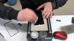 Замена полярика дисплея Honor 10i