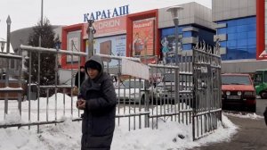 Талдыкорган, нахожусь в центре города