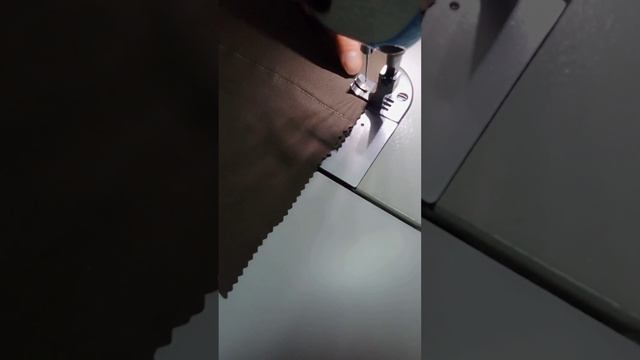 Лапки для отстрочки края материала на 0.1мм и на 0.7мм смотреть онлайн