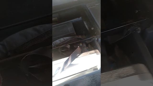 Мерседес Актрос замена тросика ящика халодильника! смотреть онлайн