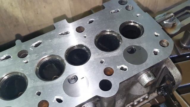 Шлифовка гбц от Volkswagen Transporter T4 её обварили аргоном для восстановления #лексмоторс #сто смотреть онлайн