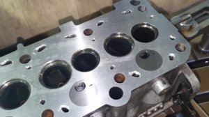 Шлифовка гбц от Volkswagen Transporter T4 её обварили аргоном для восстановления #лексмоторс #сто