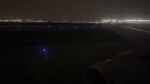 American Airbus A321 High power(??) Night Takeoff Chicago O’Hare Intl. (KORD)