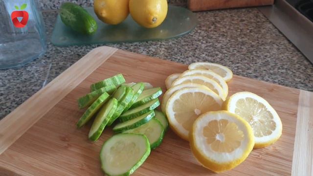 Osvježavajući ljetni napitak sa kojim na zdrav način možete izgubiti višak kilograma смотреть онлайн