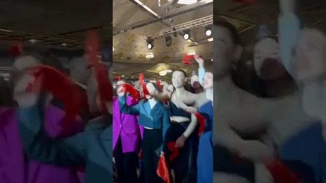 Это видео в англоязычном сегменте интернет стало вирусным.