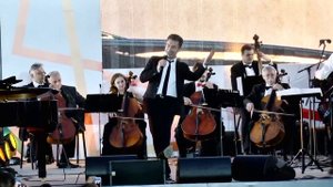 В. Сюткин - Король оранжевое лето (Фестиваль - Лето в Победе, Новосибирск 2016)