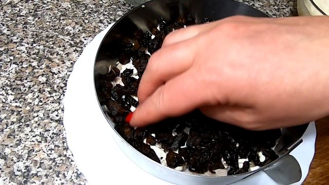 Очень вкусный салат с черносливом на Новый Год. Праздничный салат за 10 минут смотреть онлайн