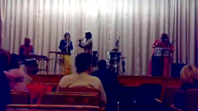 Птица Тылобурдо - Эти улицы пустынны (live in Челябинск) смотреть онлайн