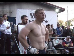 ОГРОМНЫЙ КАЧОК в боях без правил