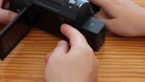 SONY FDR-AX43A Unboxing, Testing & Opinion |  Camera Review from newbies
