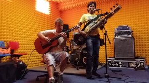 ДиДюЛя и солнечный друг из Индии Мехенди Хасан.