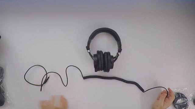 Audio Technica ATH-M50X - Unboxing & Review смотреть онлайн