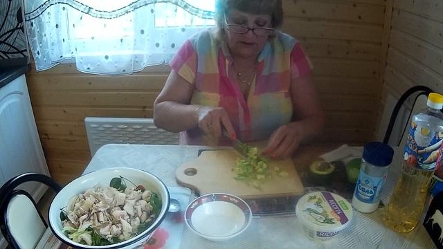 Салат дачный - легко и просто. Быстрые и простые рецепты для дома смотреть онлайн