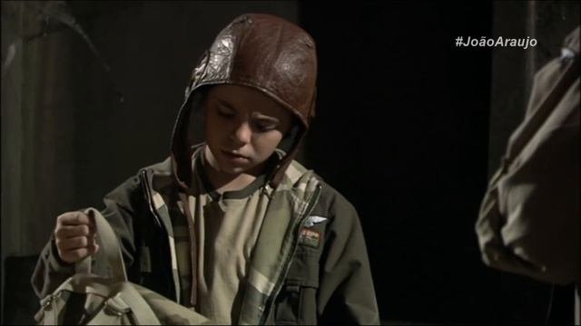 Киінетін бөлмелердегі жалаңаш қыздардың суреттері