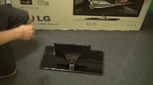 ГаджеТы: достаем из коробки 3D-телевизор LG 42LW5500